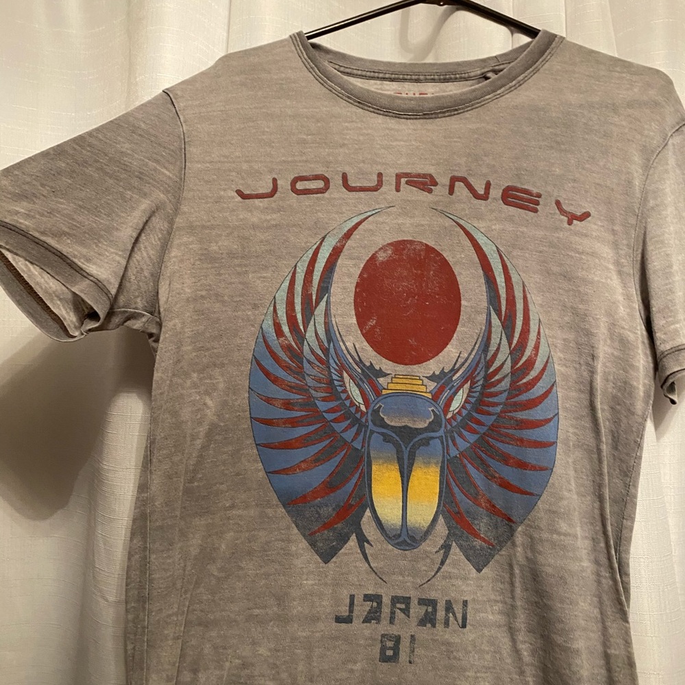 Lucky brand graphic tee